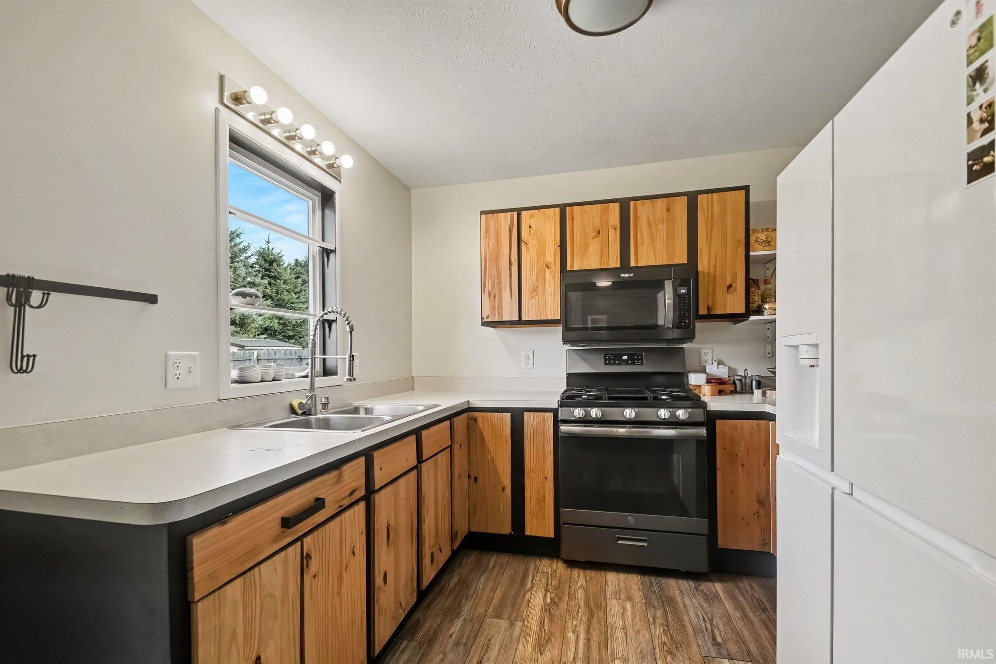 709 Noelwood Drive Goshen IN 46526
