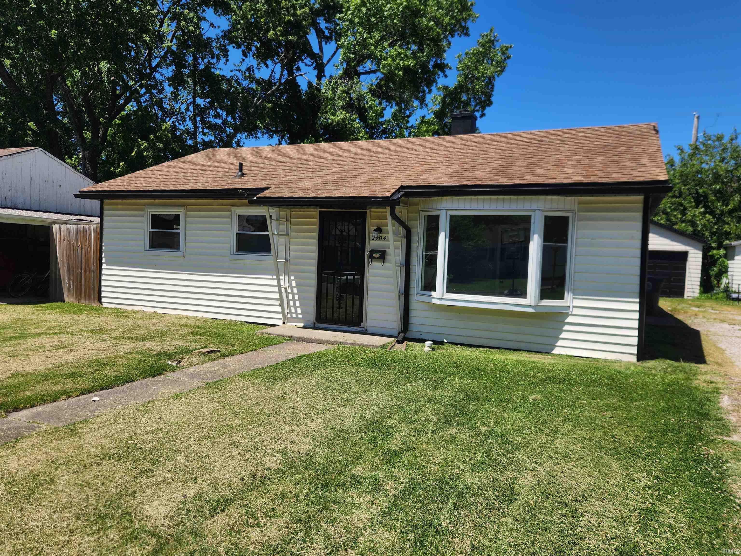 2904 Madison Avenue Evansville IN 47714