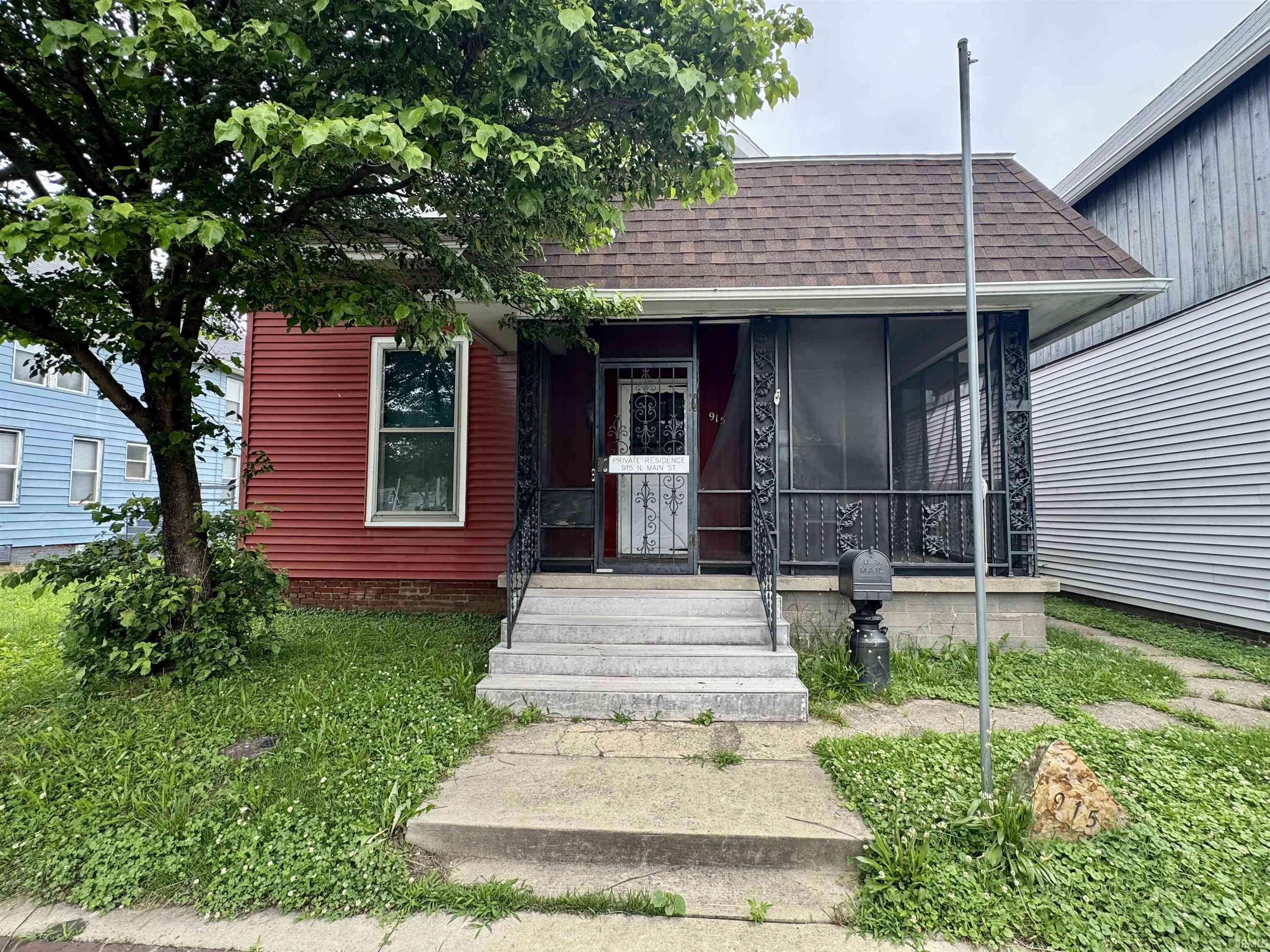 915 N Main Street Evansville IN 47708