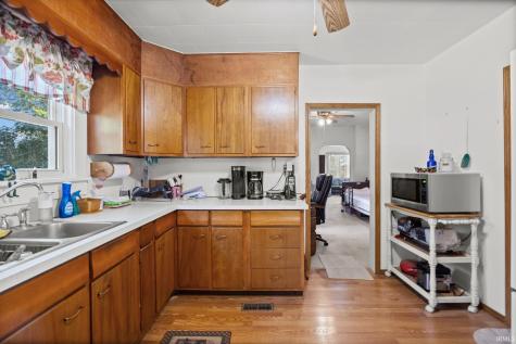 4808 N 900 W Delphi IN 46923