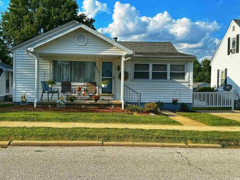 1804 Grand Avenue Washington IN 47501