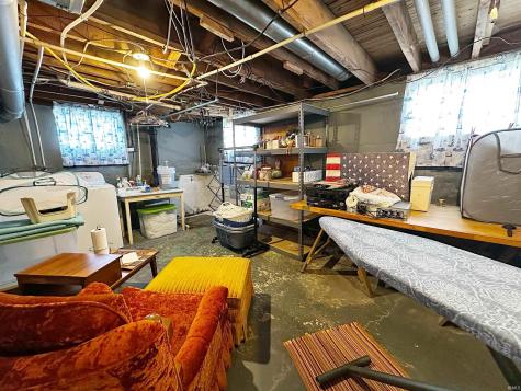 1804 Grand Avenue Washington IN 47501