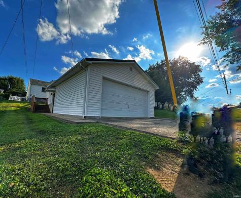 1804 Grand Avenue Washington IN 47501
