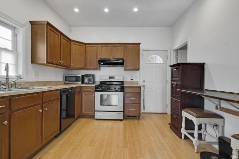 1421 Chalfant Street South Bend IN 46617
