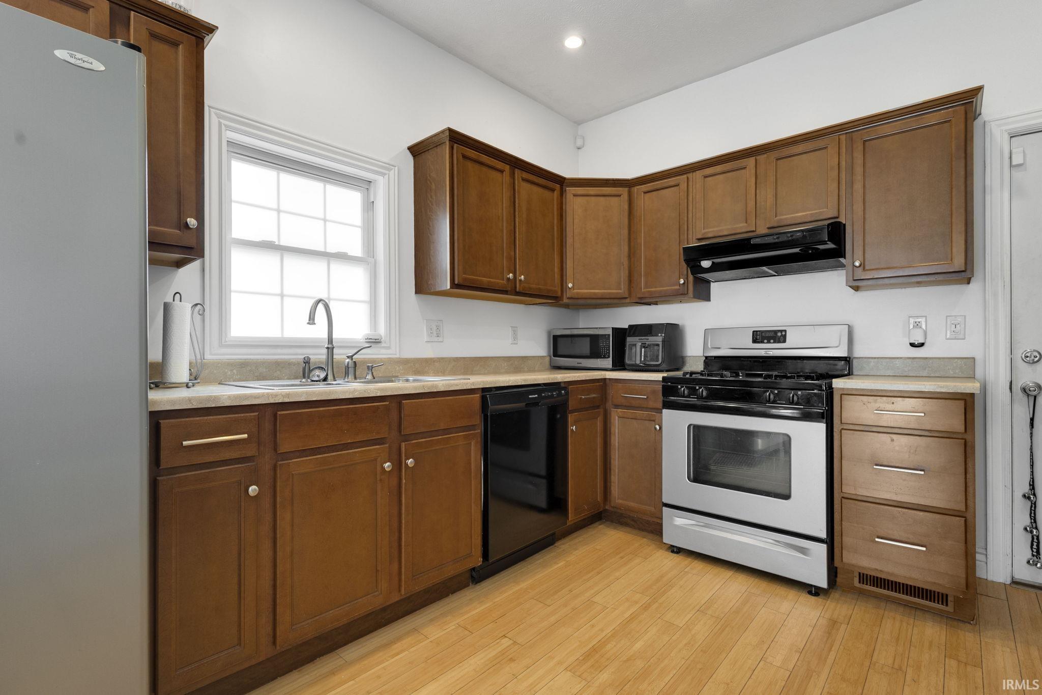 1421 Chalfant Street South Bend IN 46617