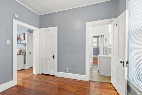 1712 Illinois Street Fort Wayne IN 46808
