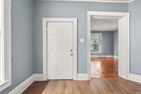 1712 Illinois Street Fort Wayne IN 46808
