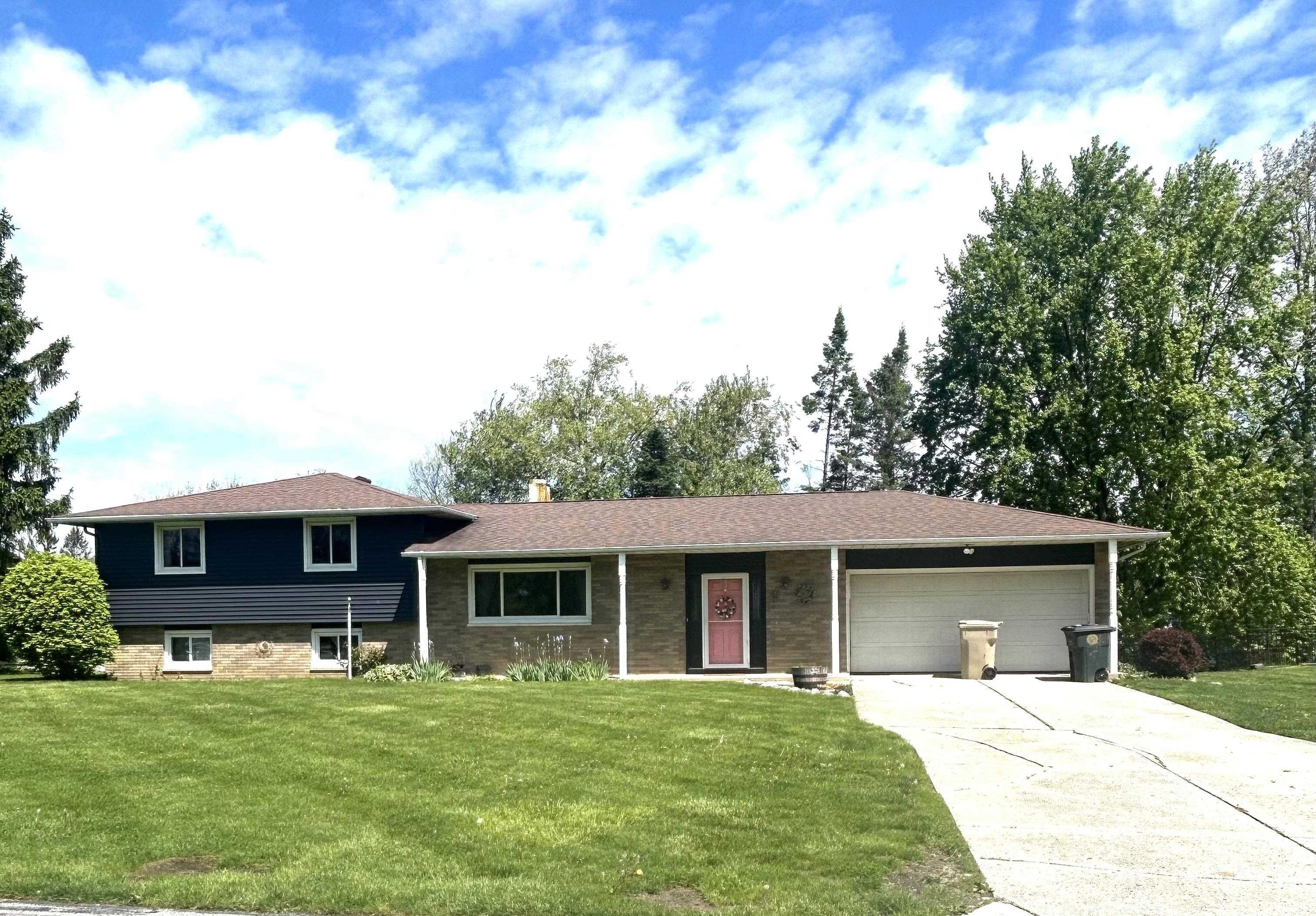 1237 Hampshire Drive South Bend IN 46614