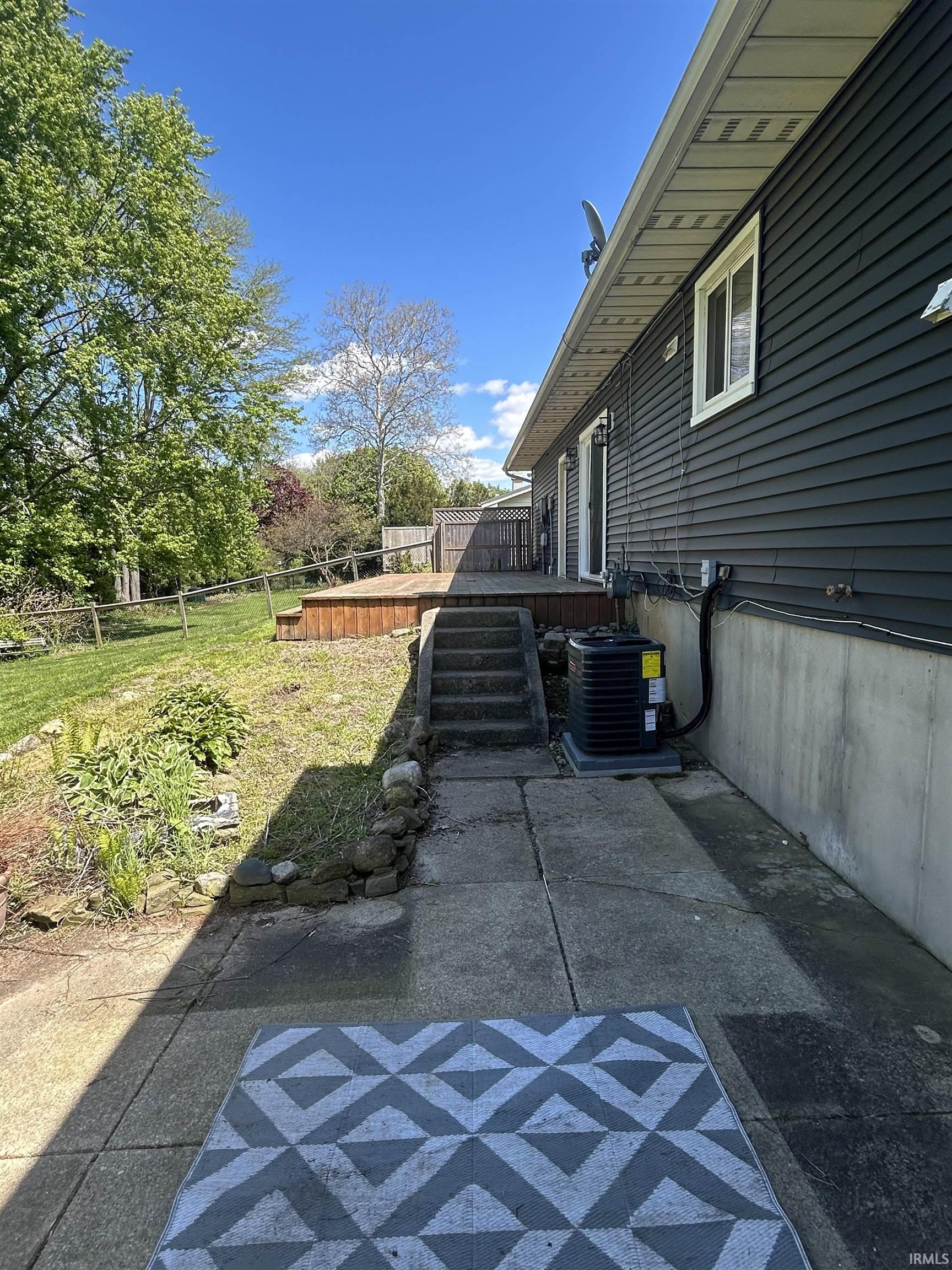 1237 Hampshire Drive South Bend IN 46614