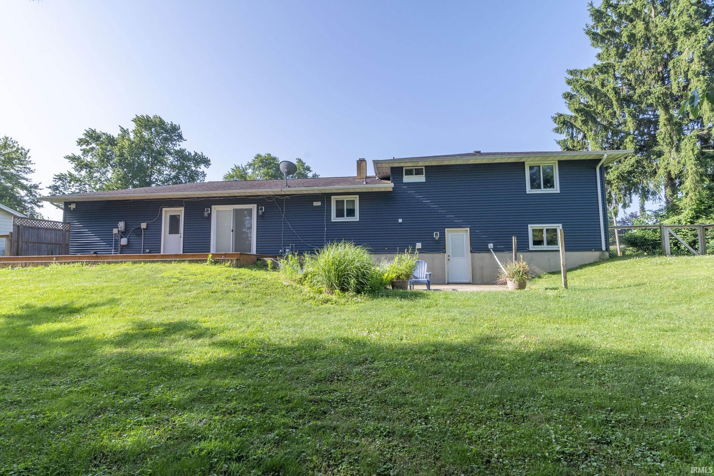 1237 Hampshire Drive South Bend IN 46614