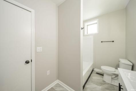314 Craven Street Sweetser IN 46987