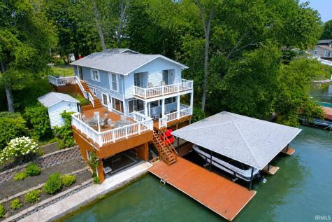 5100 E Quiet Water Court Monticello IN 47960