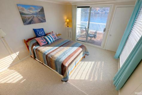 5100 E Quiet Water Court Monticello IN 47960