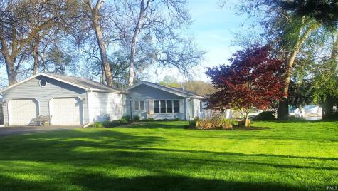 5100 E Quiet Water Court Monticello IN 47960