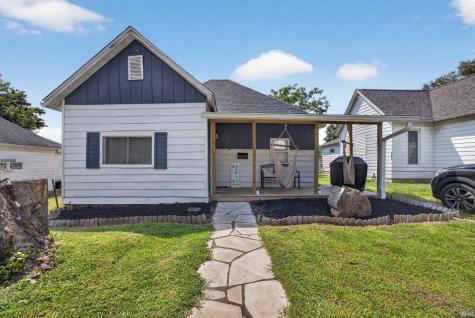 617 S 8th Street Mitchell IN 47446