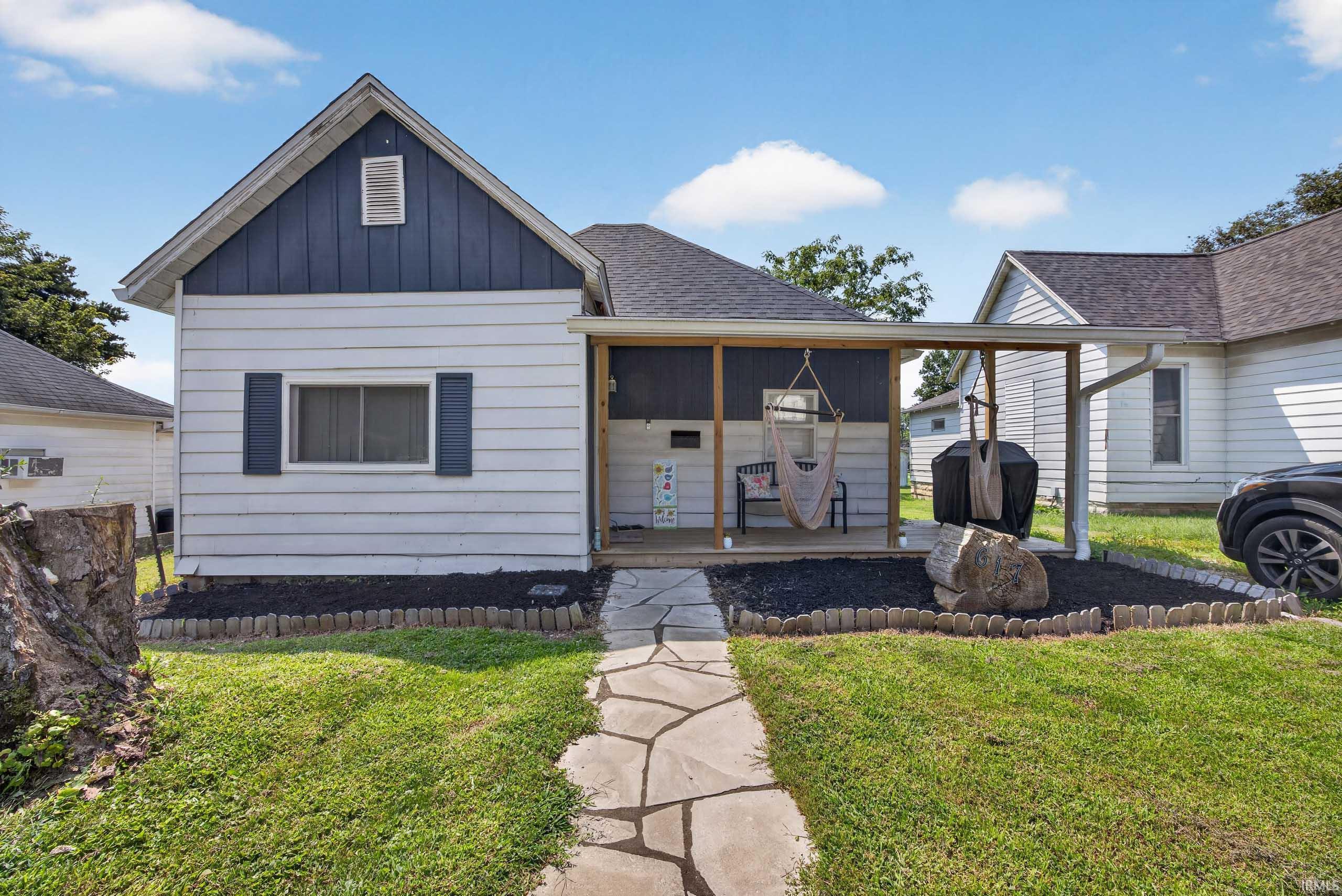 617 S 8th Street Mitchell IN 47446