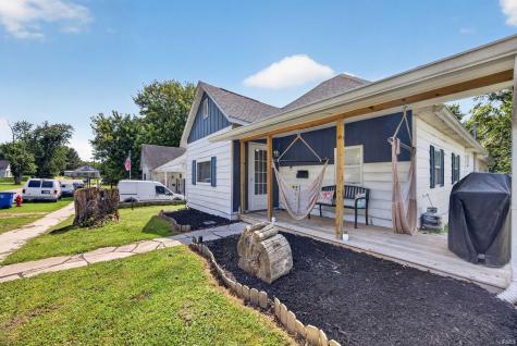 617 S 8th Street Mitchell IN 47446