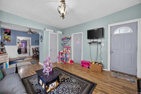 617 S 8th Street Mitchell IN 47446