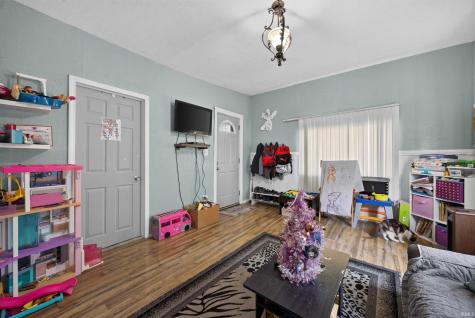 617 S 8th Street Mitchell IN 47446