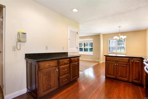 324 Indian Trail Evansville IN 47715