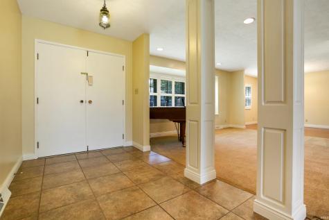 324 Indian Trail Evansville IN 47715