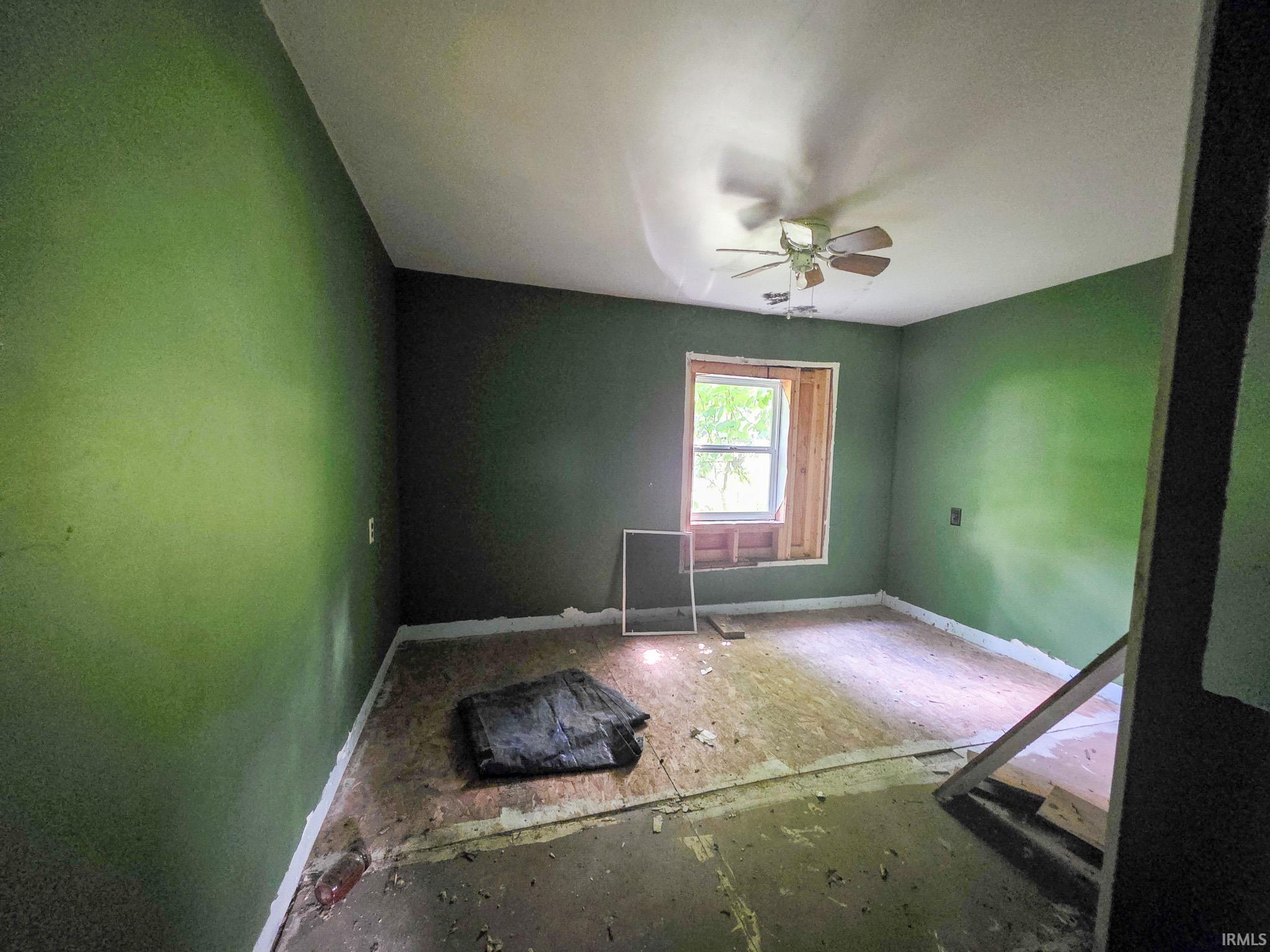 51855 E County Line Road Middlebury IN 46540