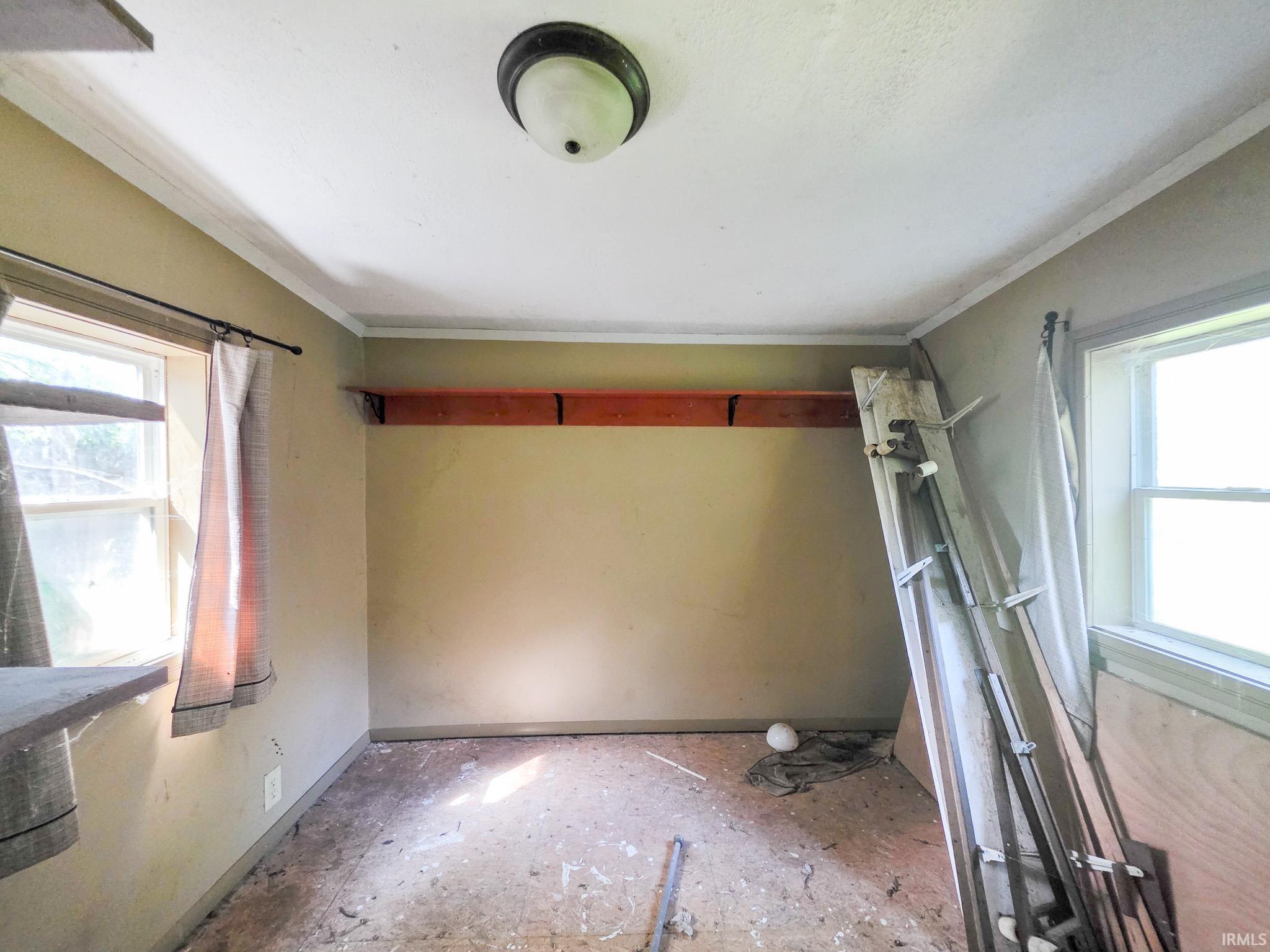 51855 E County Line Road Middlebury IN 46540