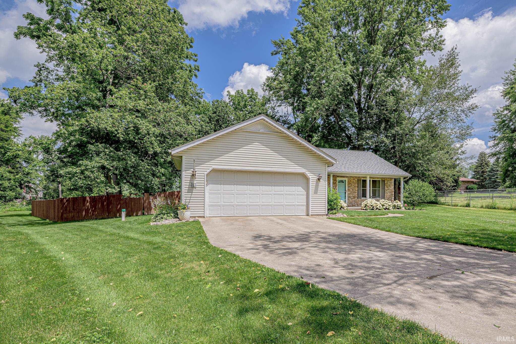 3434 N Berry Patch Lane Warsaw IN 46582