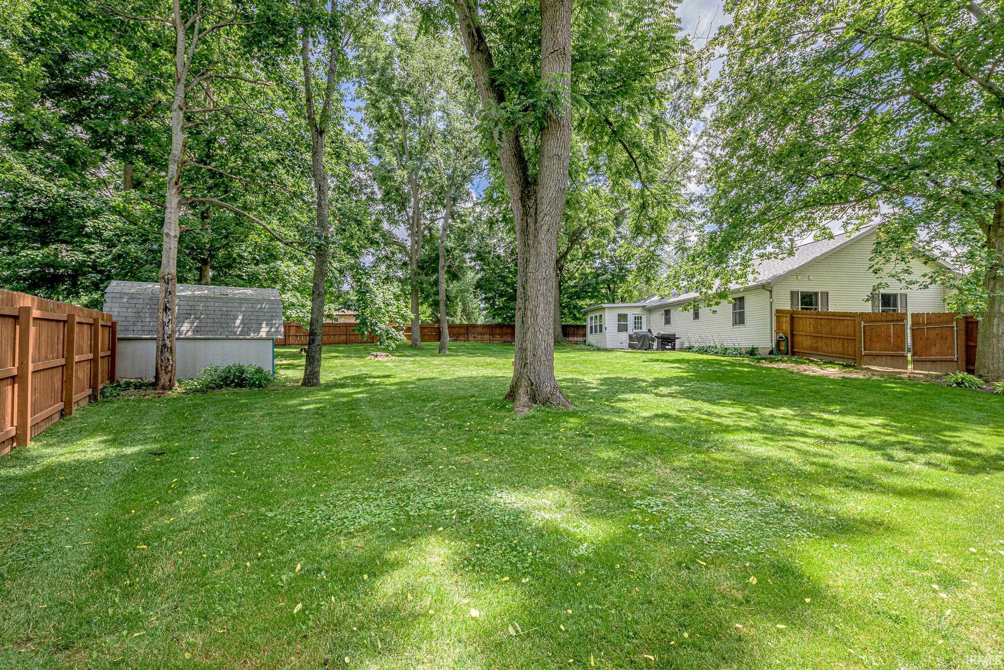 3434 N Berry Patch Lane Warsaw IN 46582