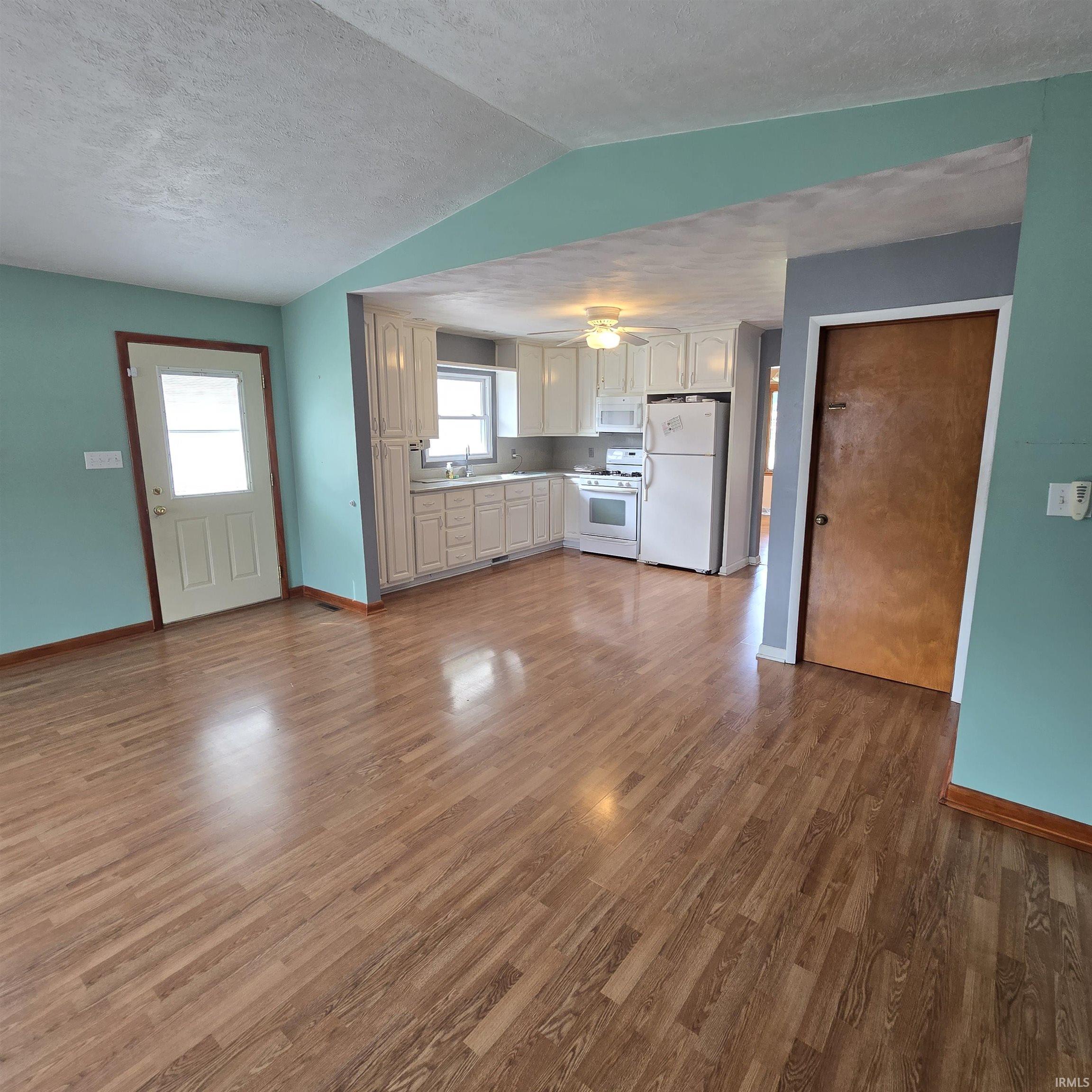 55170 Barksdale Street Osceola IN 46561