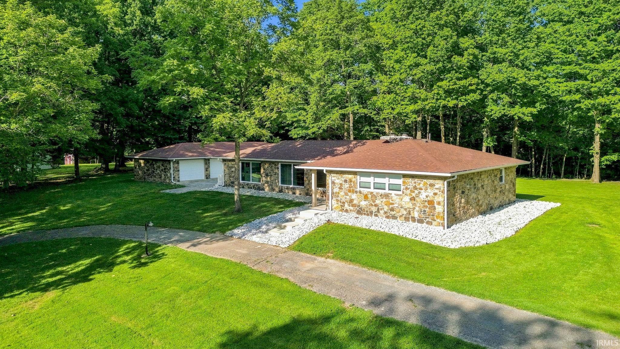 1700 N Allen Court Ellettsville IN 47429