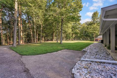 1700 N Allen Court Ellettsville IN 47429
