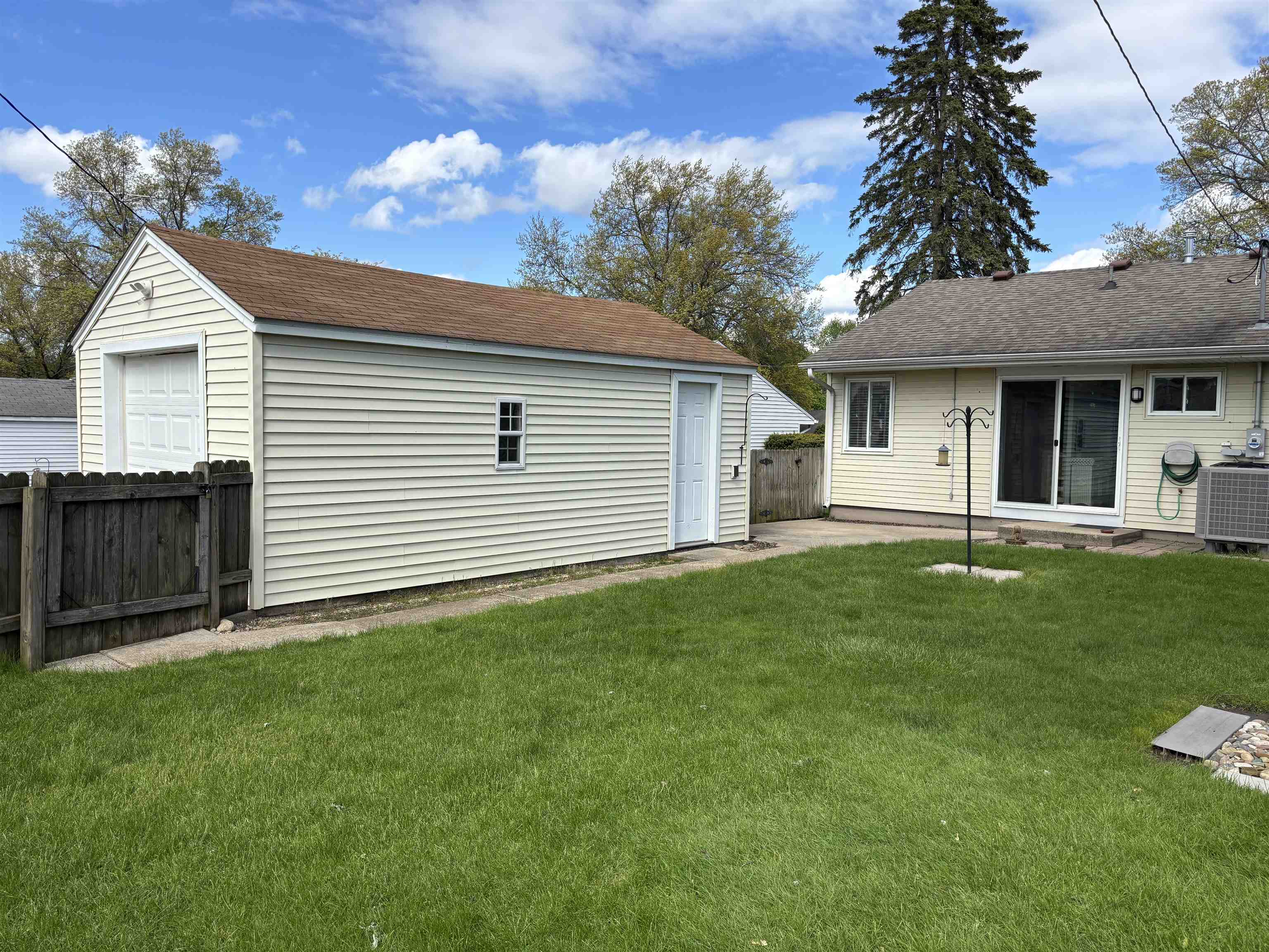 3409 Addison Street South Bend IN 46614