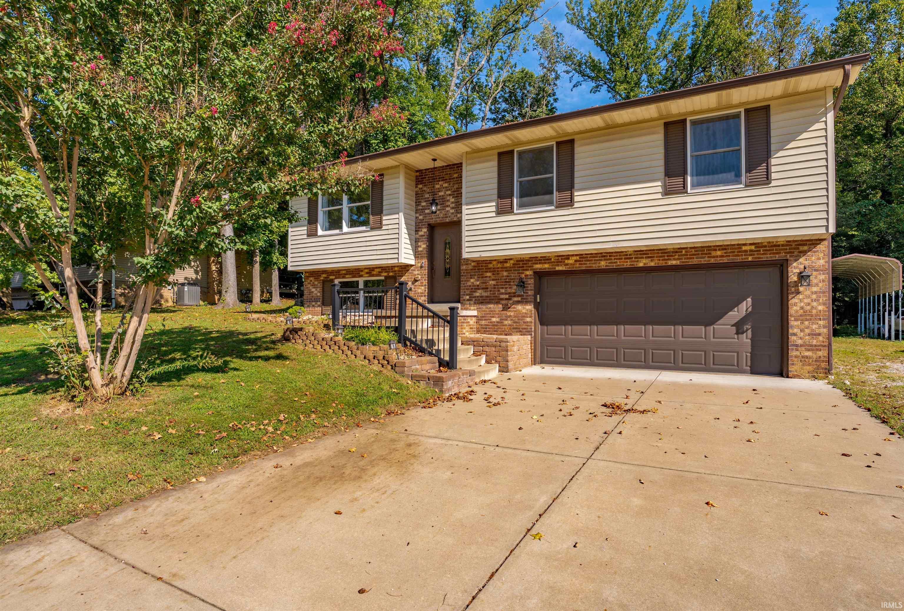 1207 Westwood Hills Drive Evansville IN 47720