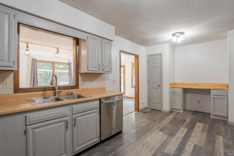 1207 Westwood Hills Drive Evansville IN 47720