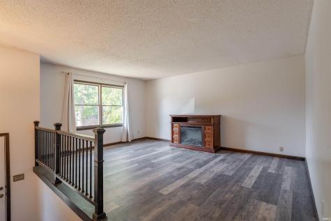 1207 Westwood Hills Drive Evansville IN 47720