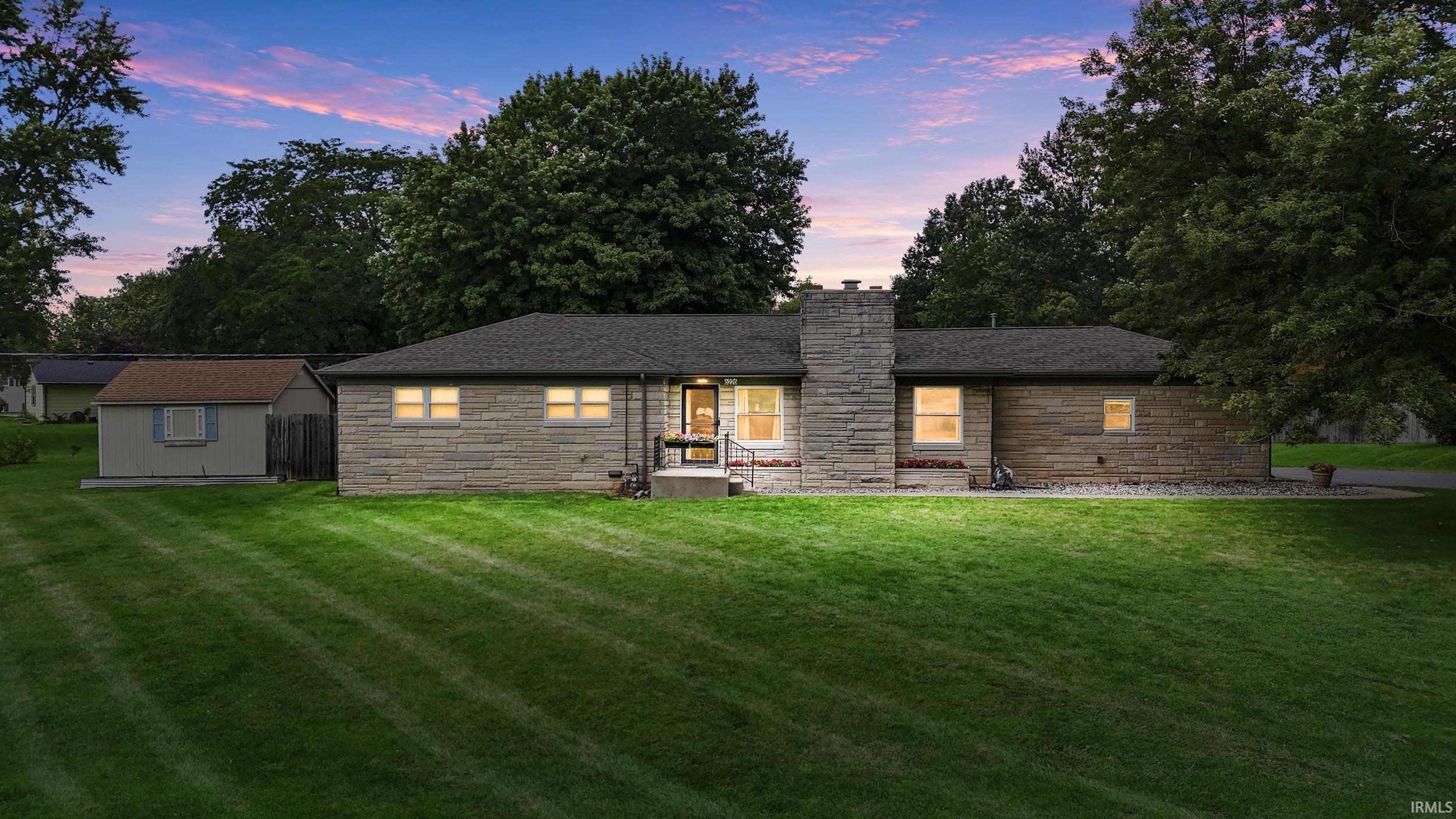 6226 E Hills Road Fort Wayne IN 46804