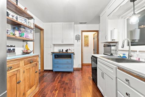 6226 E Hills Road Fort Wayne IN 46804