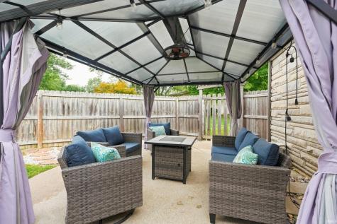 6226 E Hills Road Fort Wayne IN 46804