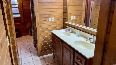 10003 E 625 Road Monterey IN 46960
