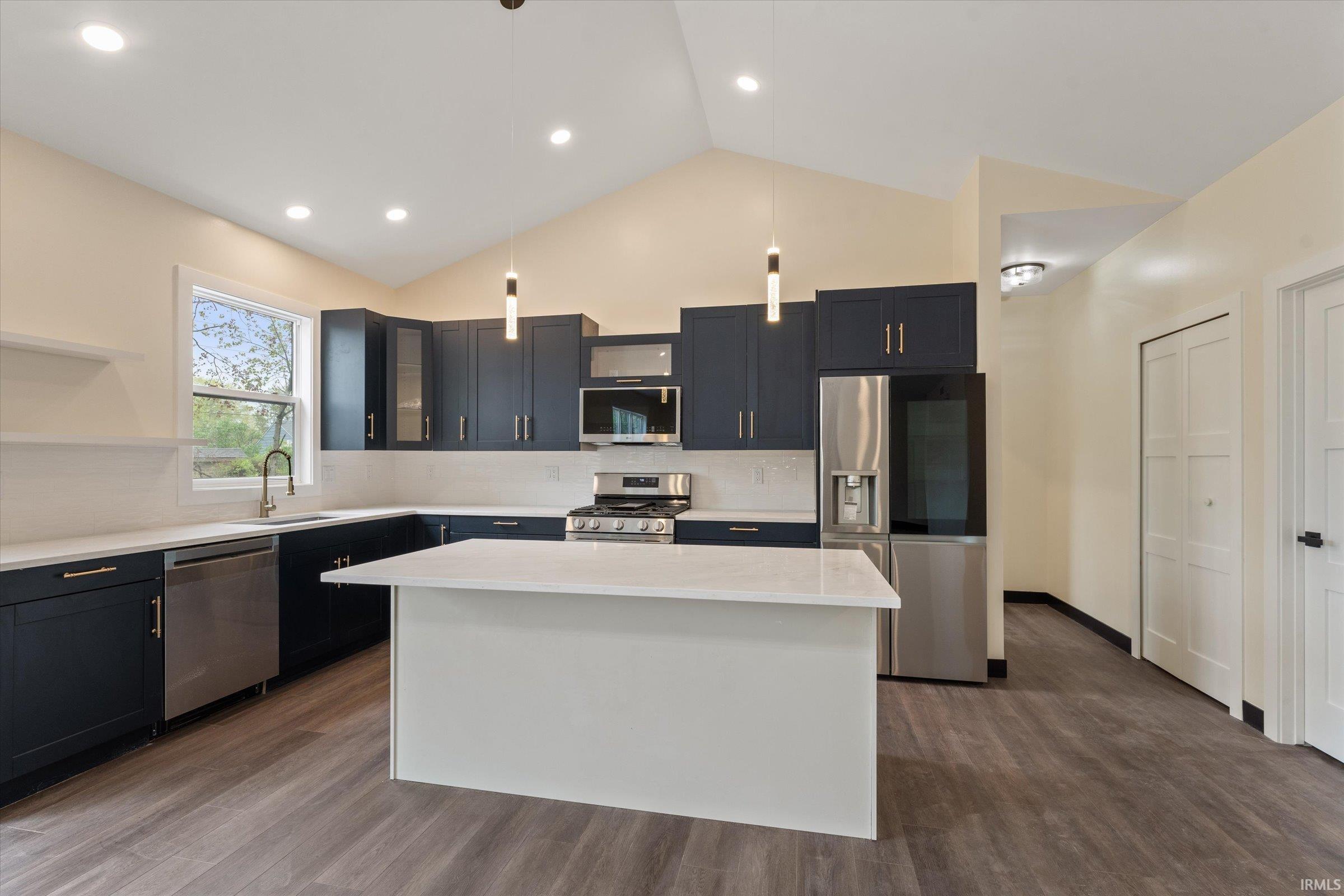 2411 Wildflower Cove Mishawaka IN 46545