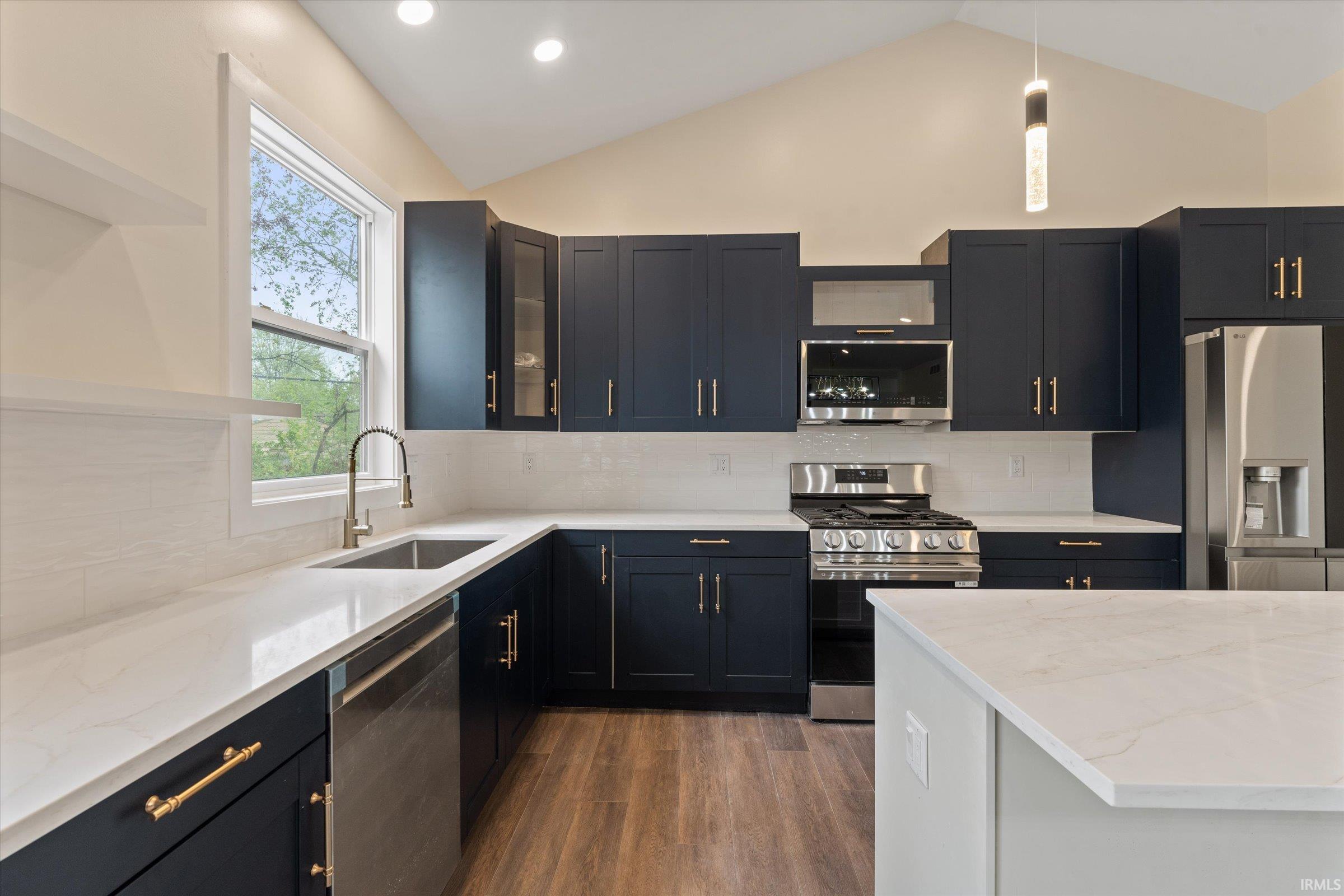2411 Wildflower Cove Mishawaka IN 46545