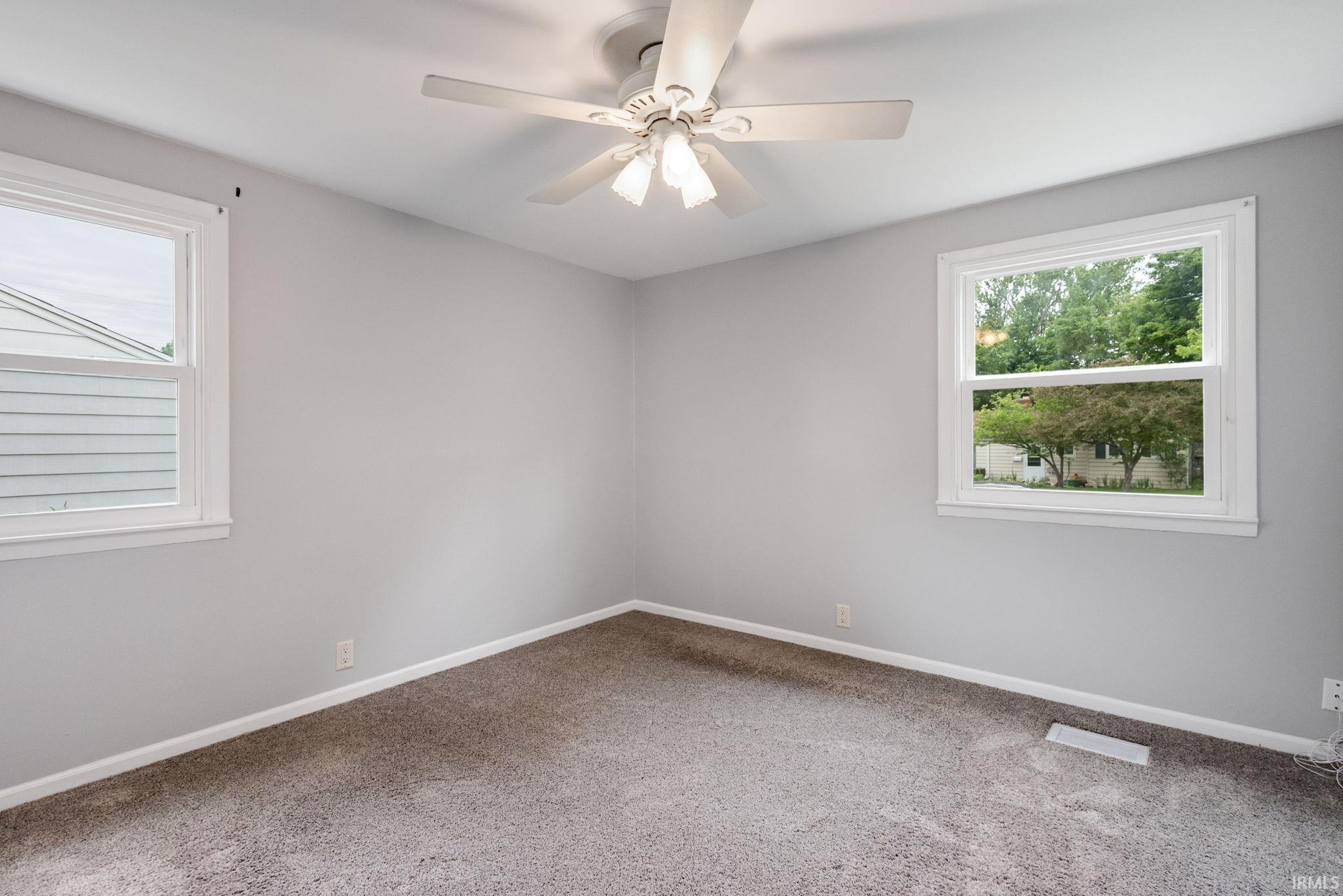 1624 Southeast Drive South Bend IN 46614