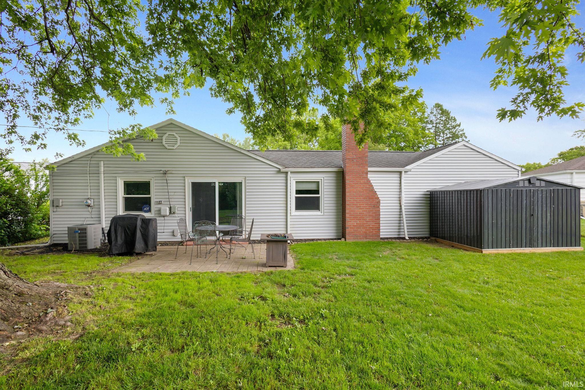 1624 Southeast Drive South Bend IN 46614