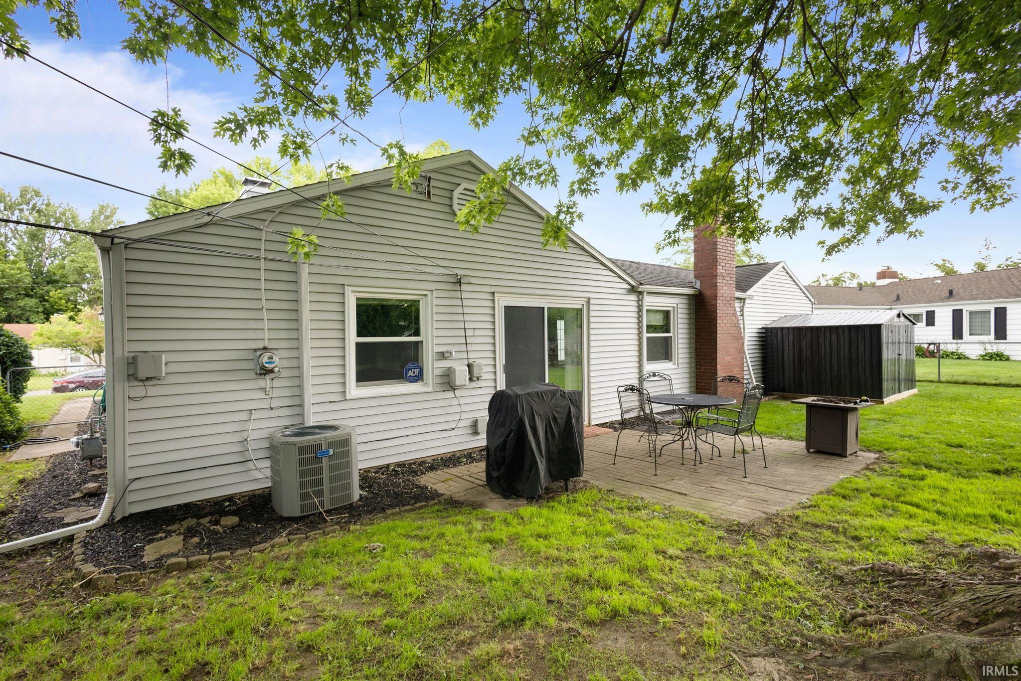 1624 Southeast Drive South Bend IN 46614