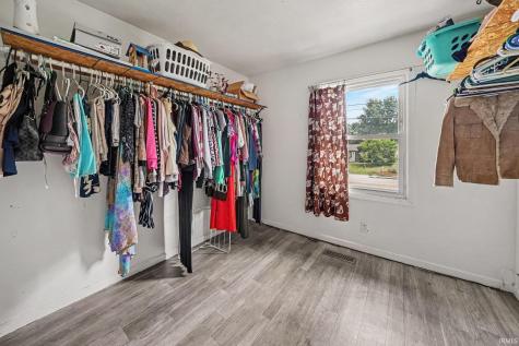 3121 Peddlers Village Road Goshen IN 46526