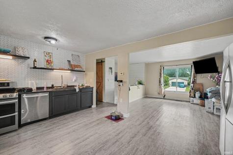 3121 Peddlers Village Road Goshen IN 46526