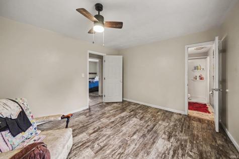 3121 Peddlers Village Road Goshen IN 46526