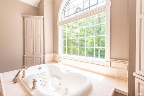 3818 E Devonshire Lane Bloomington IN 47408