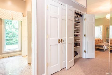 3818 E Devonshire Lane Bloomington IN 47408